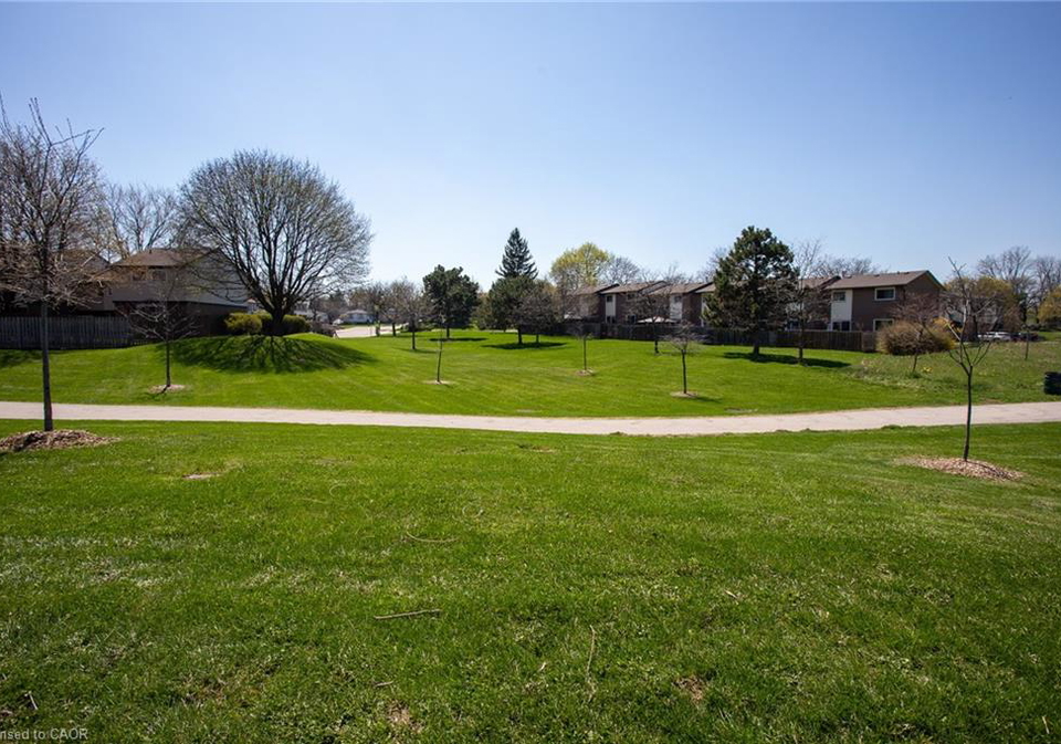 1190-upper-ottawa-street-hamilton-ontario-40823226