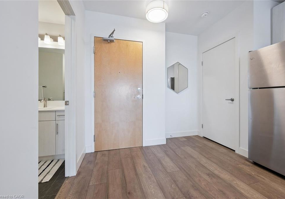 1-victoria-street-s-kitchener-ontario-40823240