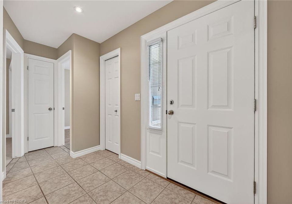 76-mann-avenue-simcoe-ontario-40823274