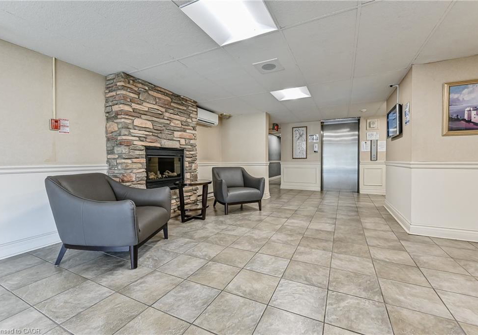 64-benton-street-kitchener-ontario-40823276