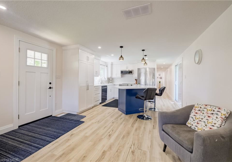 3773-concession-road-9-wellington-north-ontario-40823283