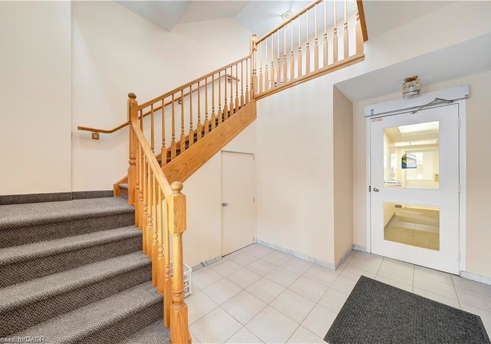 1061-vansickle-road-n-st-catharines-ontario-40823286