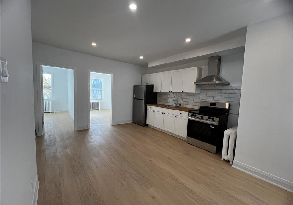 804a-st-clair-avenue-w-toronto-ontario-40823316