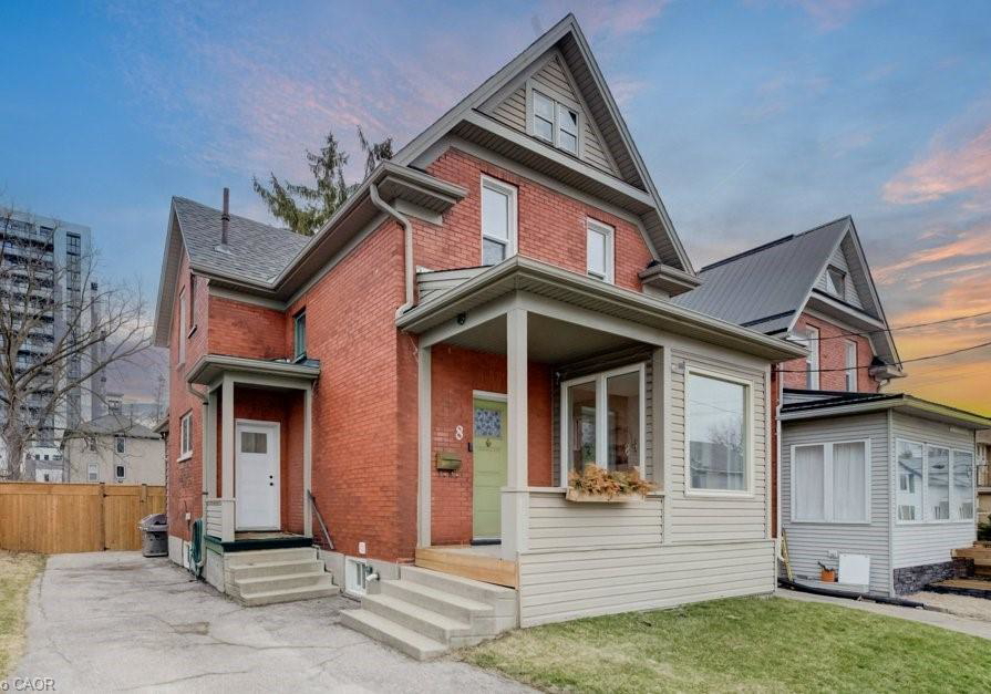 8-spring-street-e-waterloo-ontario-40823333