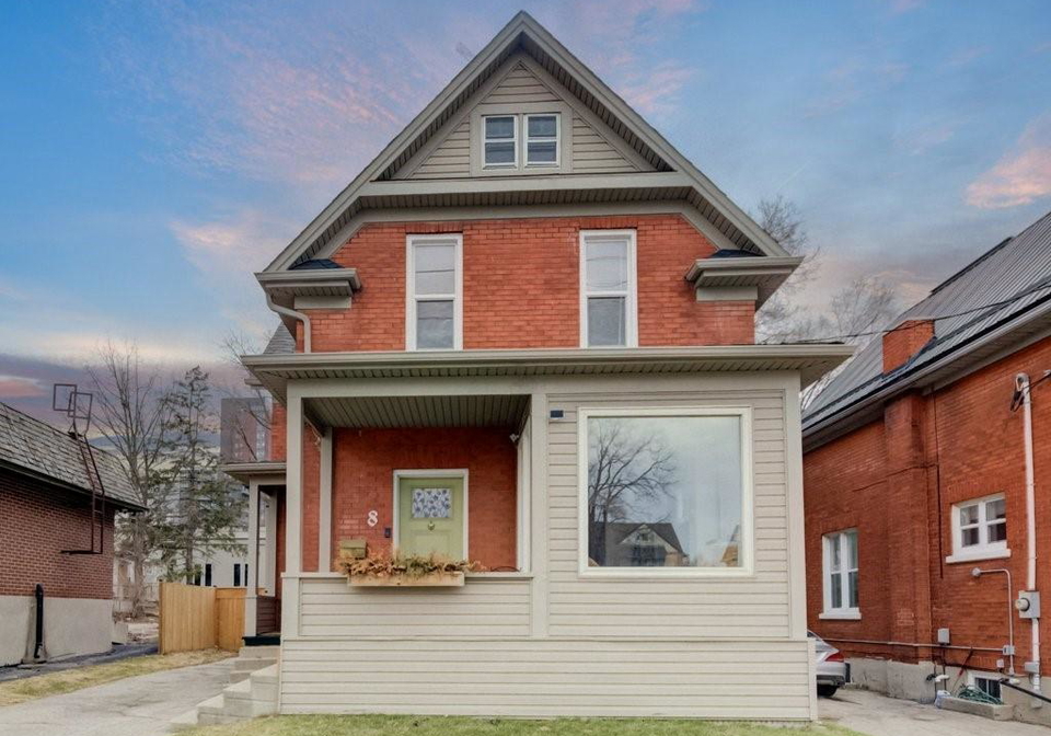 8-spring-street-e-waterloo-ontario-40823333