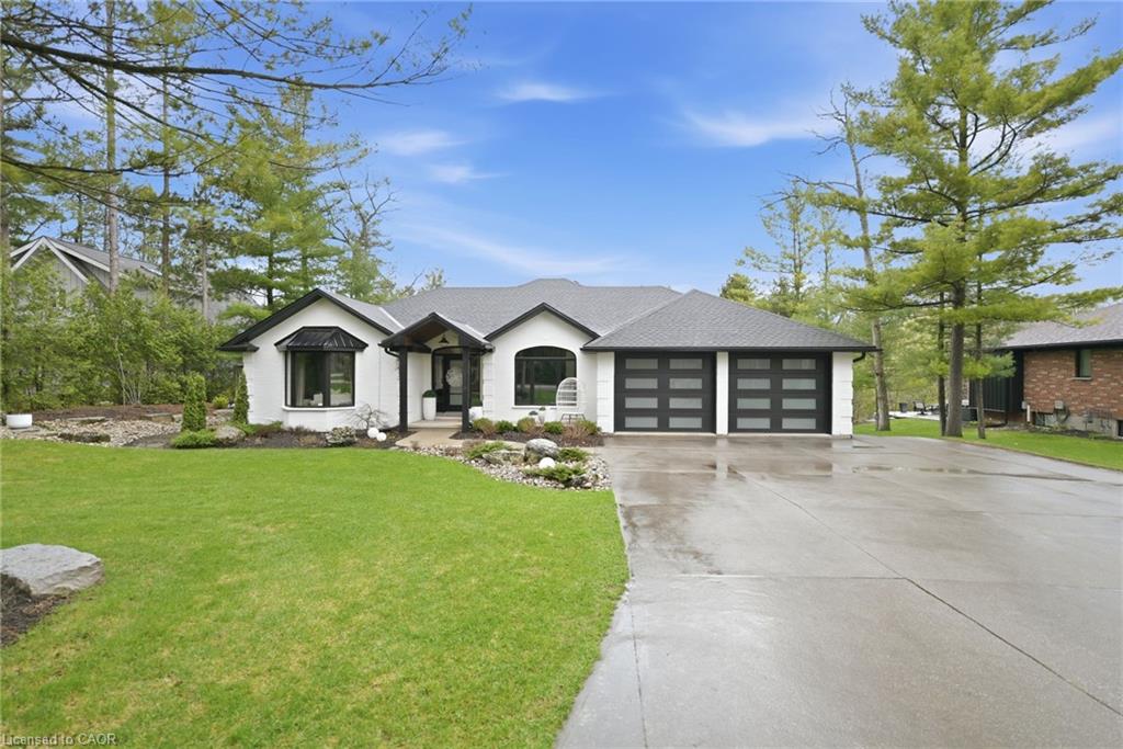 10118-john-street-grand-bend-ontario-40823361