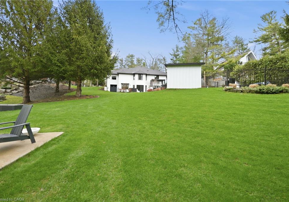 10118-john-street-grand-bend-ontario-40823361