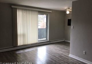 81-charlton-avenue-e-hamilton-ontario-40823381