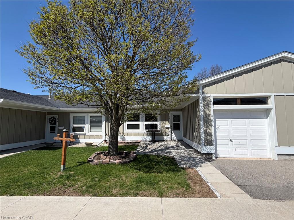 22-bishop-tonnos-way-hamilton-ontario-40823384