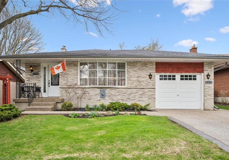 233-laurentian-drive-kitchener-ontario-40823454