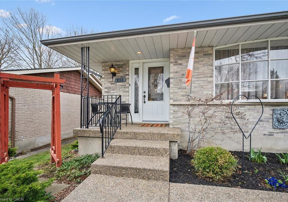 233-laurentian-drive-kitchener-ontario-40823454