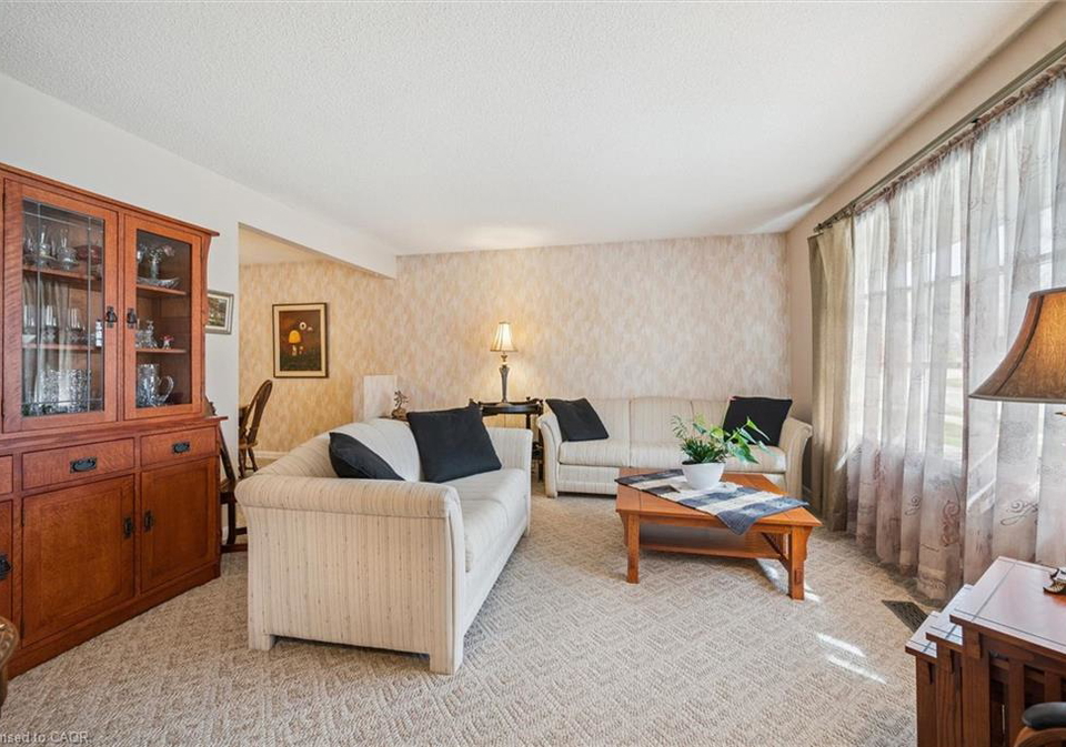 233-laurentian-drive-kitchener-ontario-40823454
