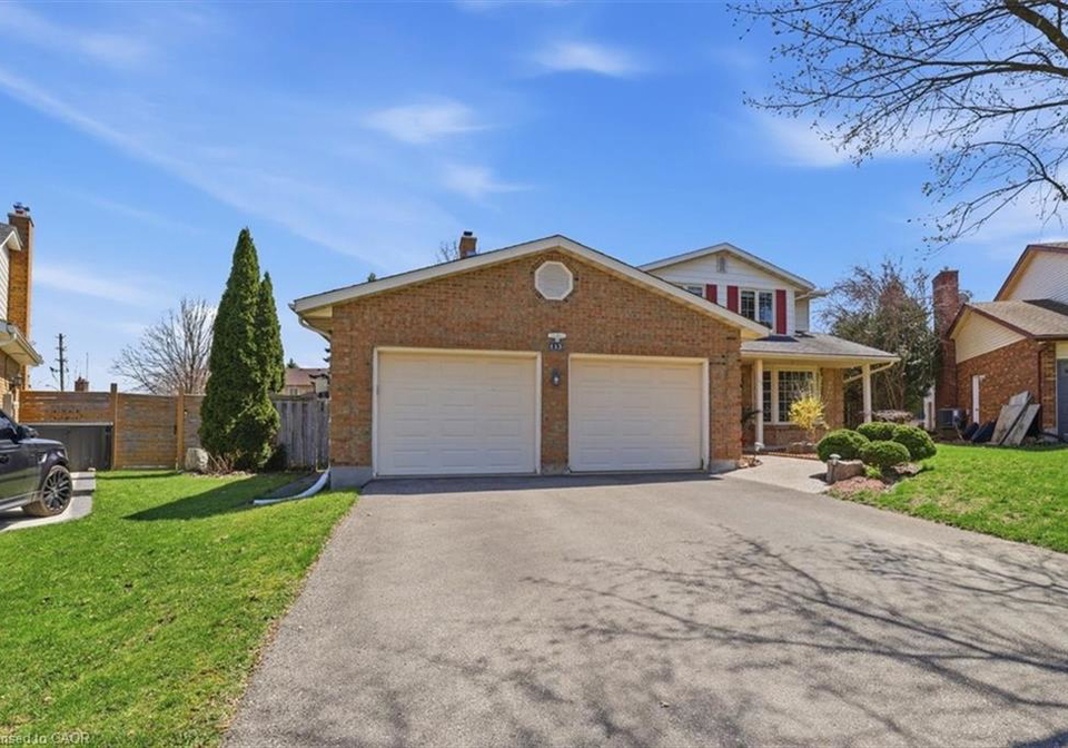 113-glenecho-court-waterloo-ontario-40823469