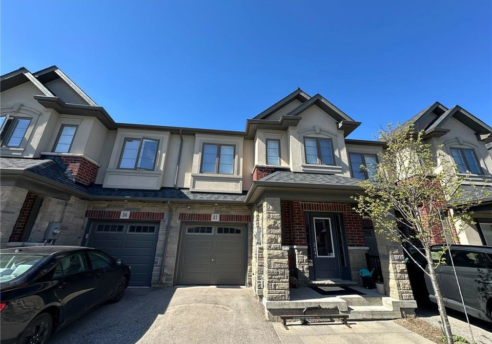 324-equestrian-way-cambridge-ontario-40823478
