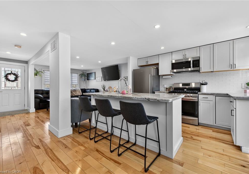 142-richardson-drive-port-dover-ontario-40823483