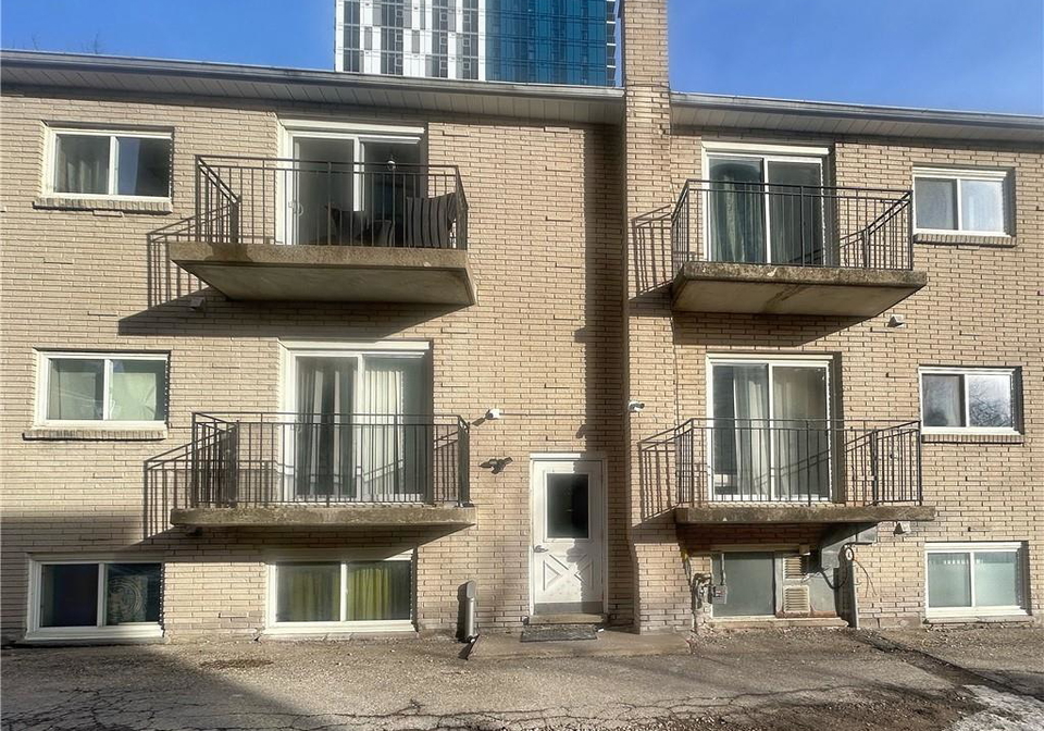 303-king-street-n-waterloo-ontario-40823492
