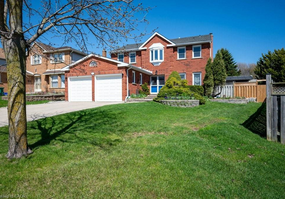44-lorilee-crescent-kitchener-ontario-40823496