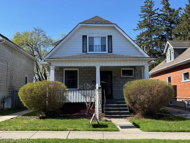 838-moore-street-cambridge-ontario-40823563