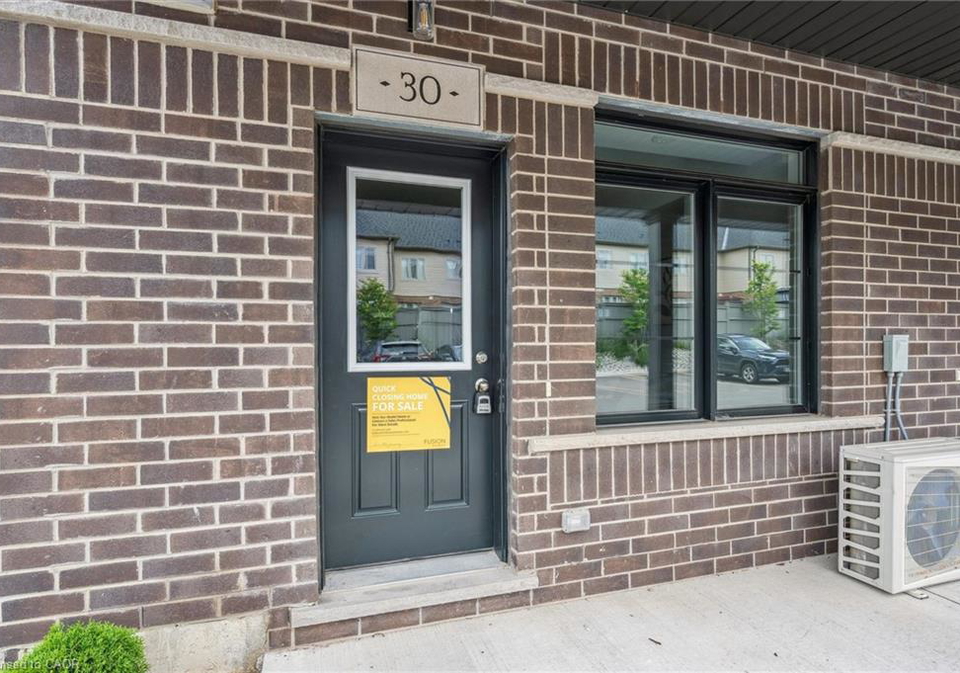 30-oat-lane-kitchener-ontario-40823580