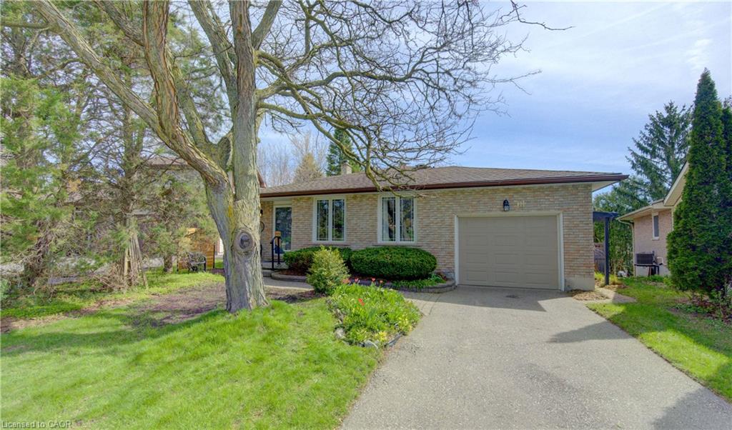 18-ripley-crescent-kitchener-ontario-40823600