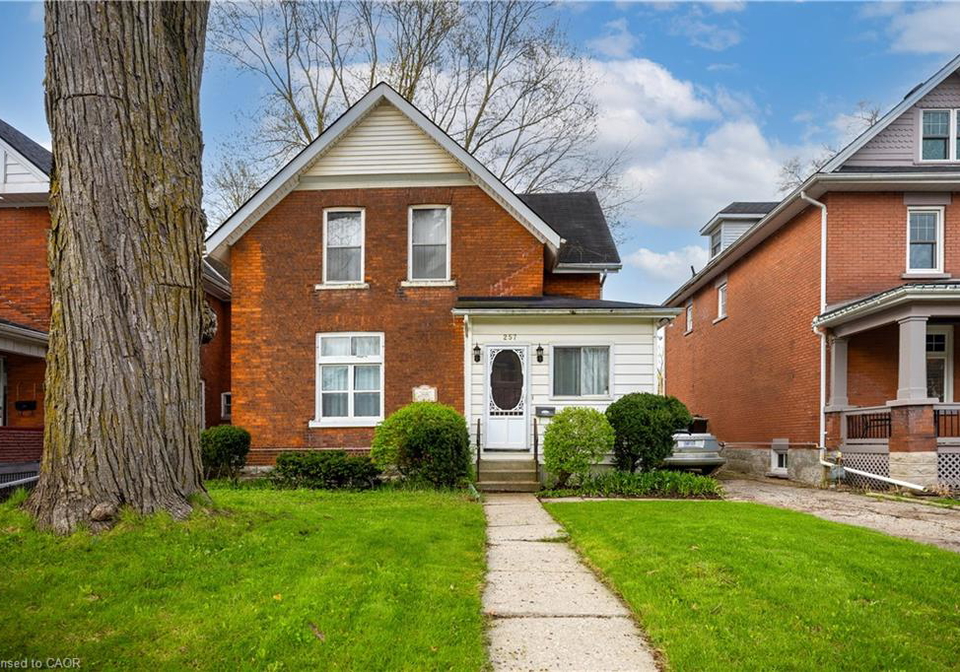 257-ontario-street-stratford-ontario-40823619