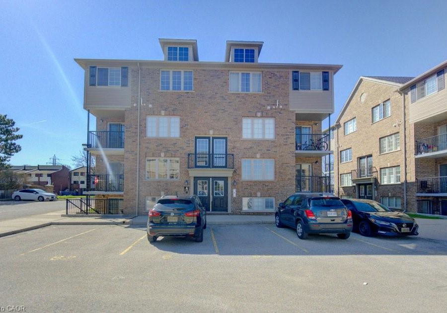 12-holborn-drive-kitchener-ontario-40823621