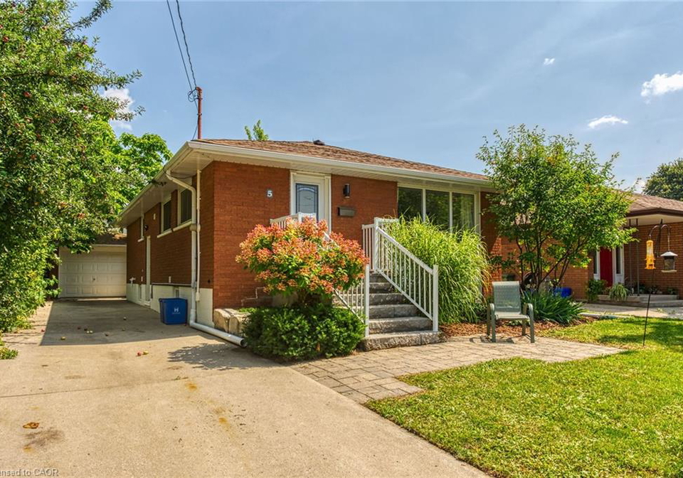 5-burrwood-drive-hamilton-ontario-40823653