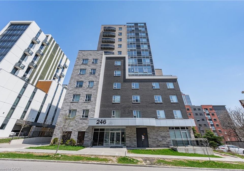 03-246-lester-street-waterloo-ontario-40823655