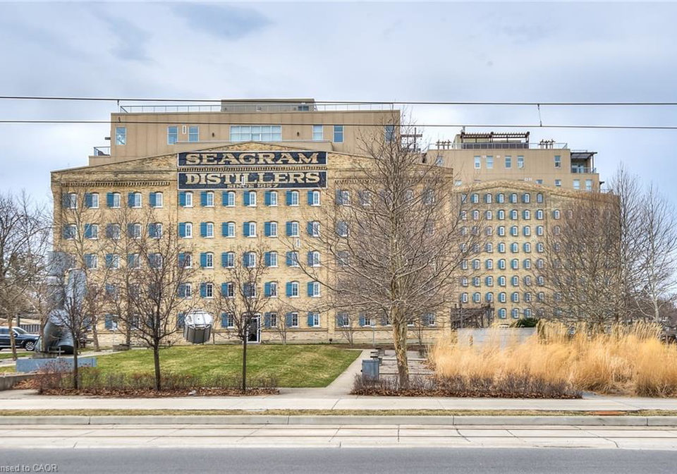 3-father-david-bauer-drive-waterloo-ontario-40823656