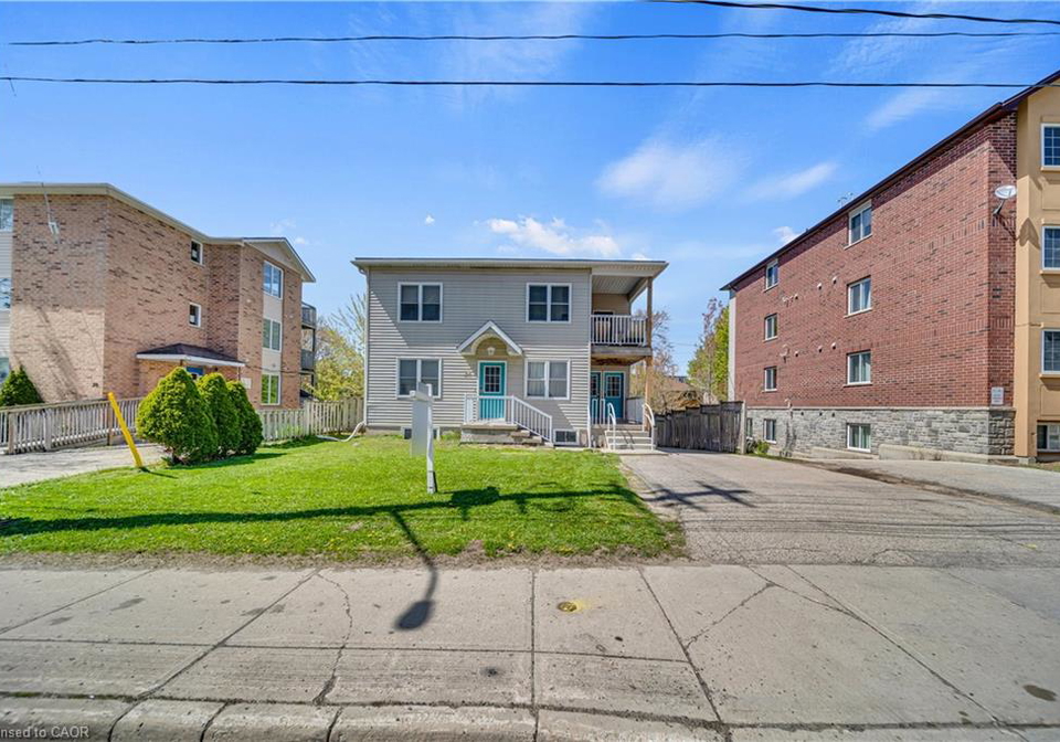 24-columbia-street-w-waterloo-ontario-40823673