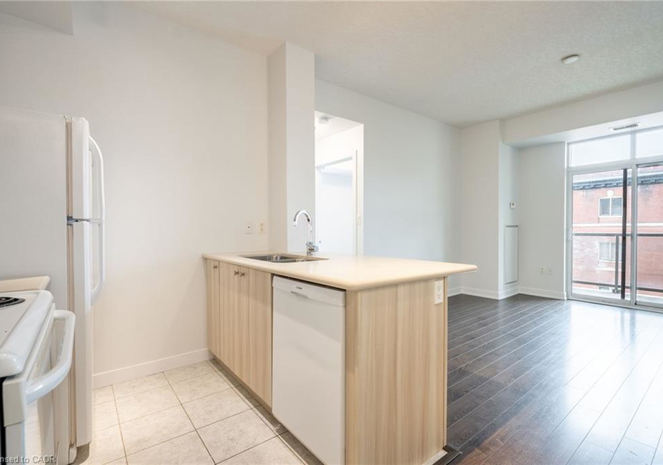 90-charlton-avenue-w-hamilton-ontario-40823774