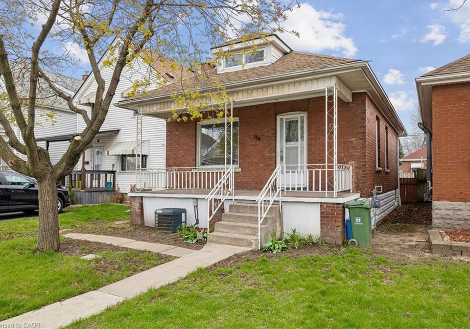 114-garside-avenue-n-hamilton-ontario-40823809