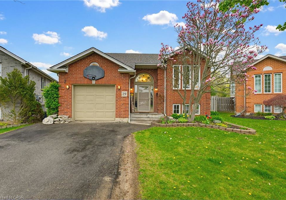 29-strong-court-brantford-ontario-40823821