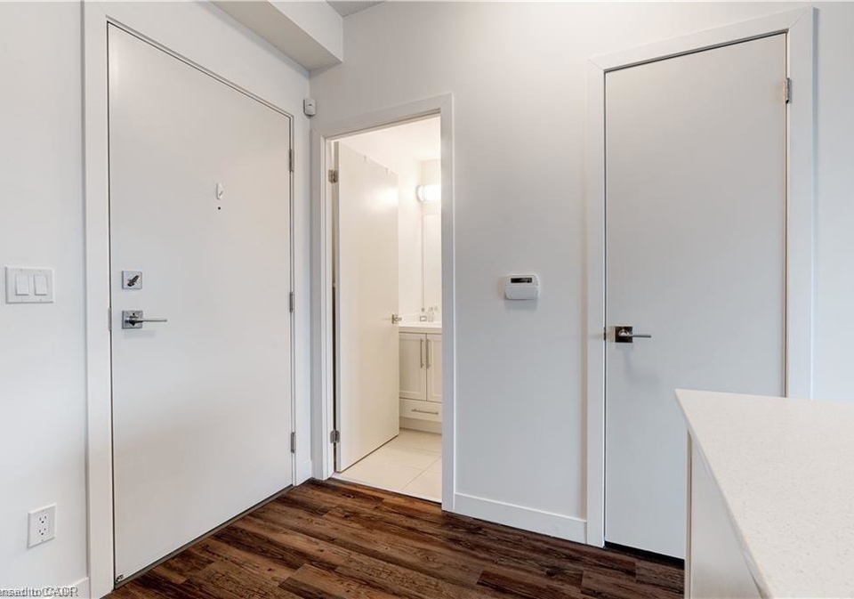 2087-fairview-street-burlington-ontario-40823868