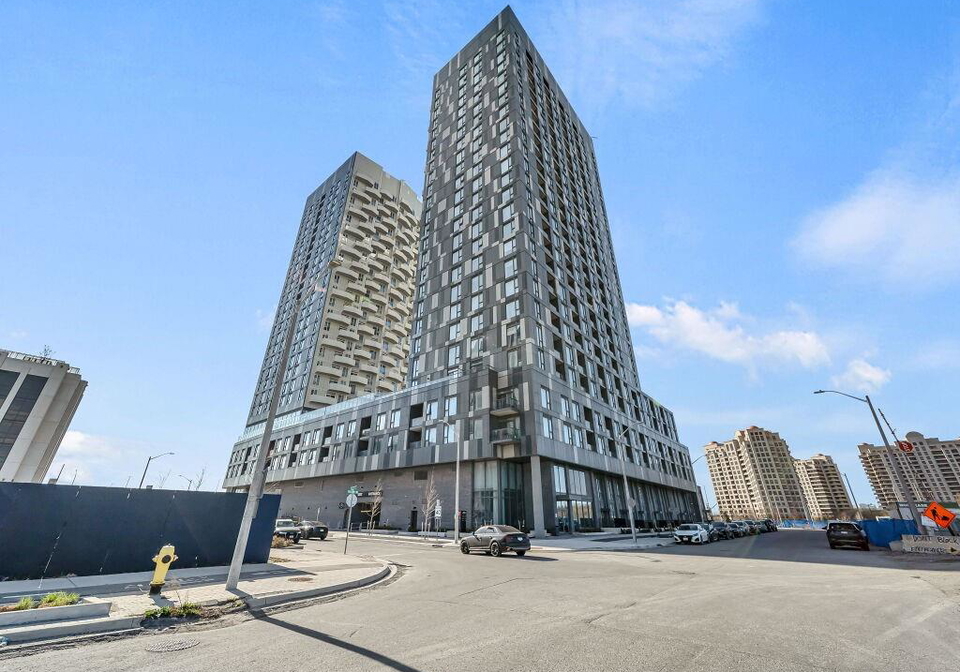 932-498-caldari-road-vaughan-ontario-40823897