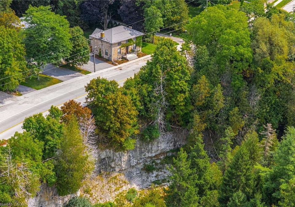 377-geddes-street-elora-ontario-40823904