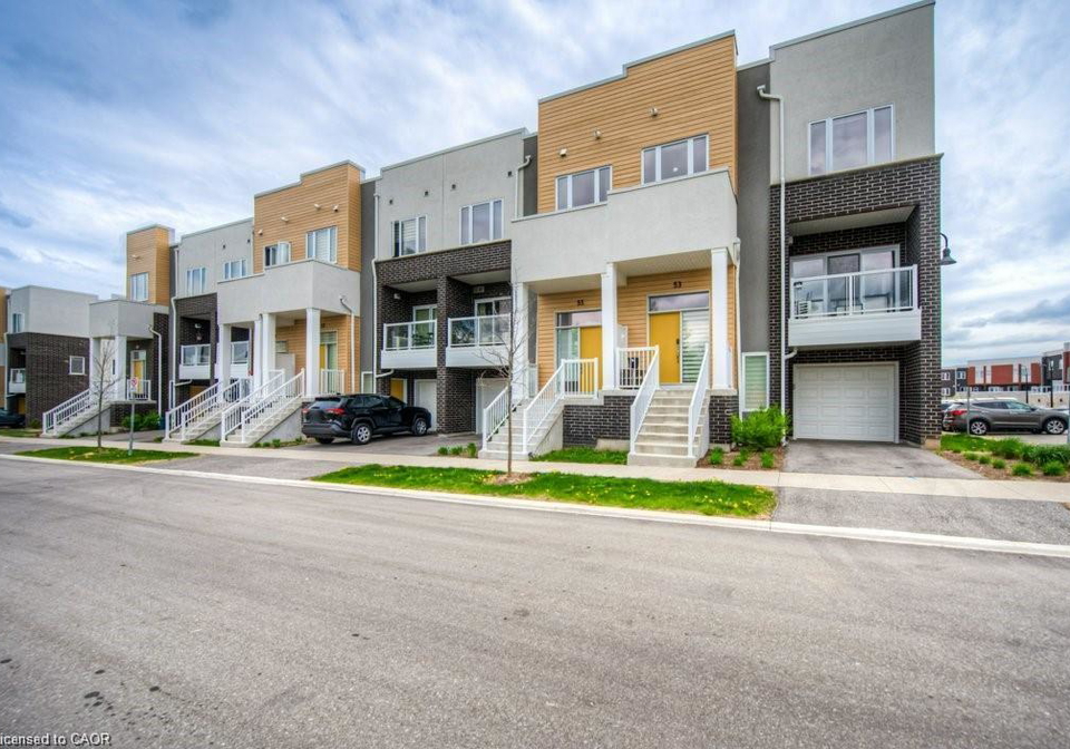 55-progress-crescent-kitchener-ontario-40823918