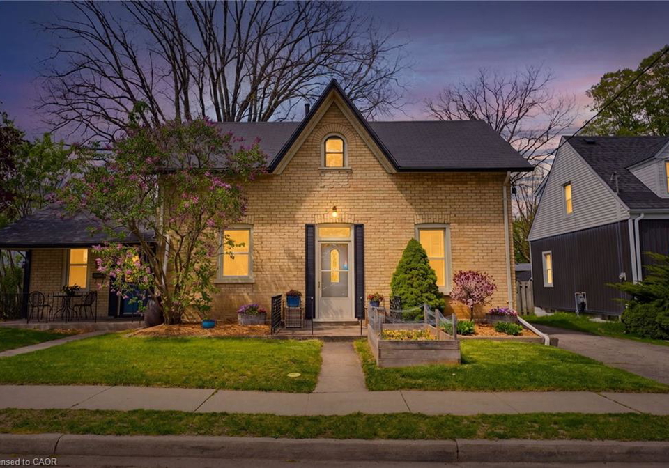 112-victoria-avenue-cambridge-ontario-40823944