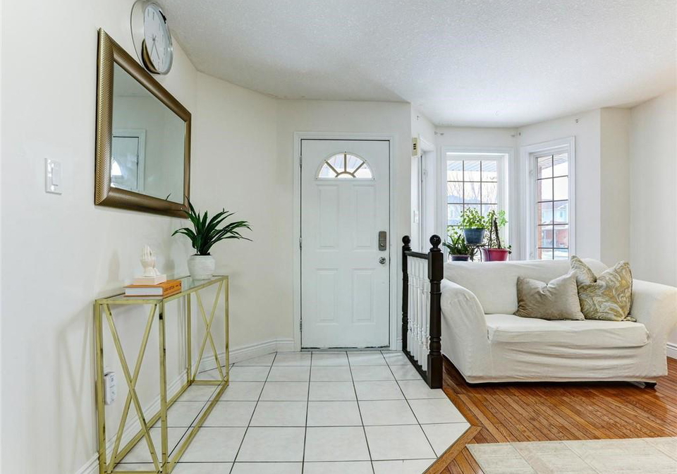154-deerpath-drive-guelph-ontario-40823971