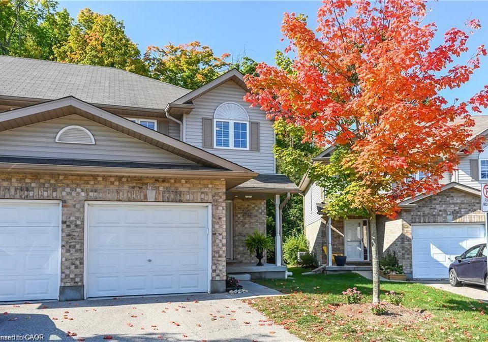 300-fallowfield-drive-kitchener-ontario-40824028