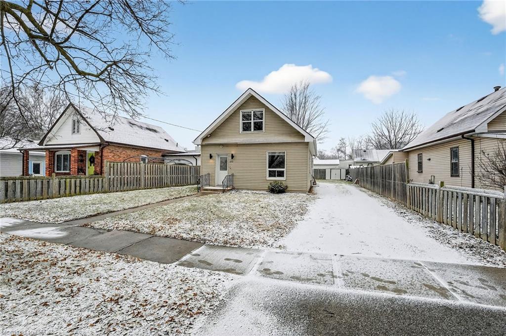 332-queen-street-n-simcoe-ontario-40824046