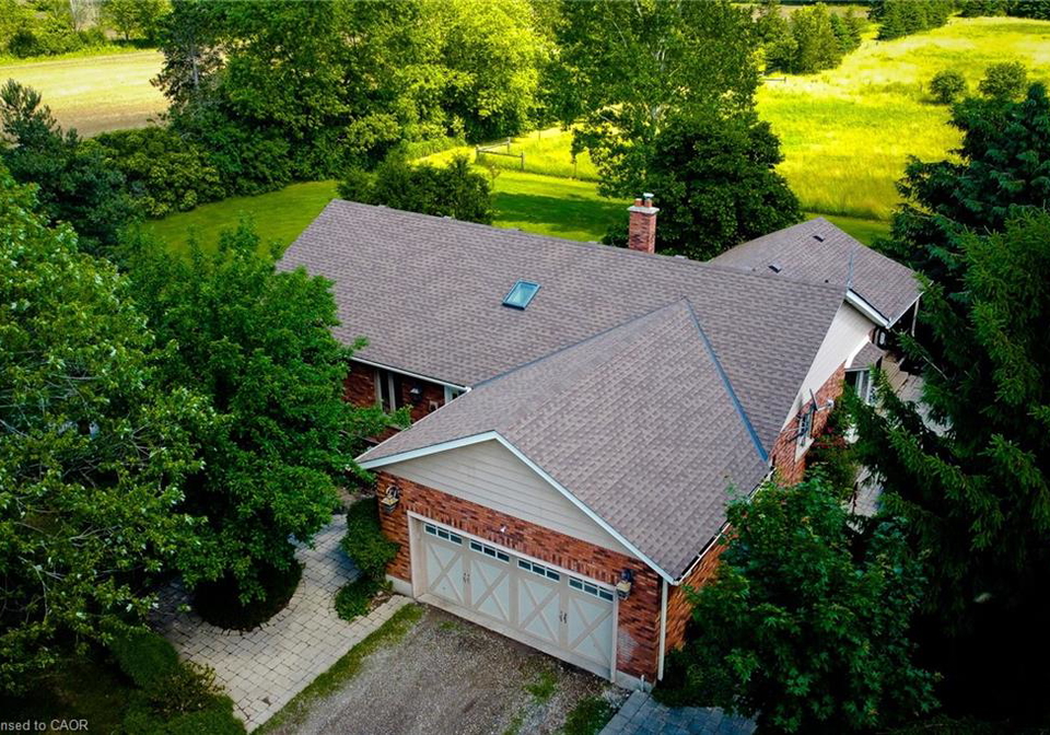 120-pauline-johnson-road-caledonia-ontario-40824074
