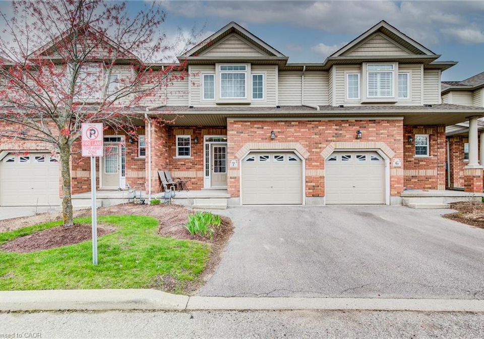 330-dearborn-boulevard-waterloo-ontario-40824124