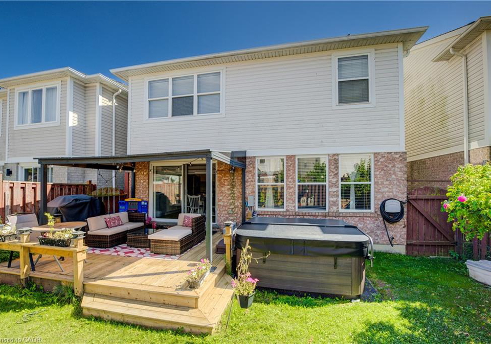 12-bugdale-drive-cambridge-ontario-40824125