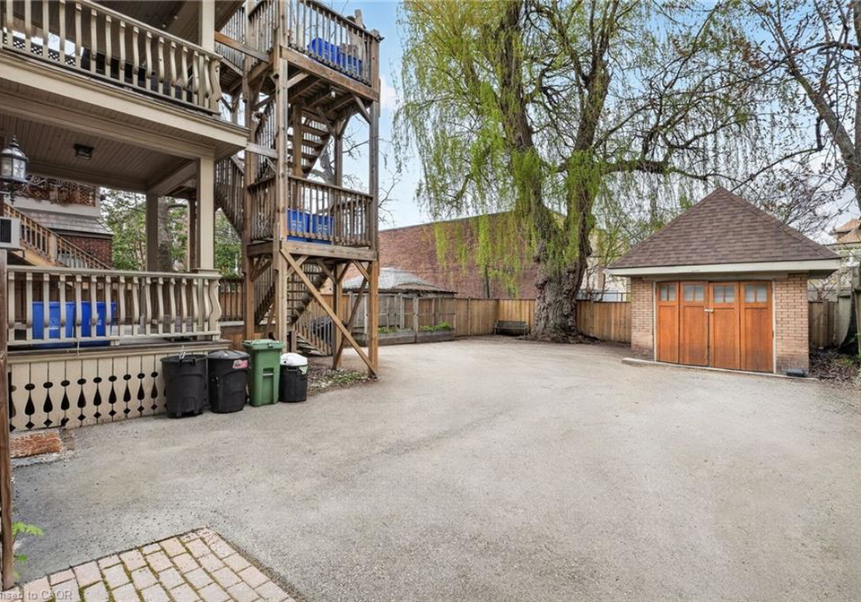 137-sherman-avenue-s-hamilton-ontario-40824129