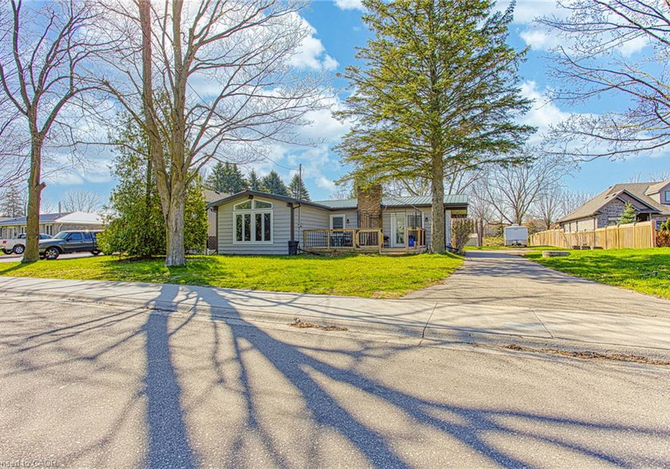 61-cedar-street-paris-ontario-40824132