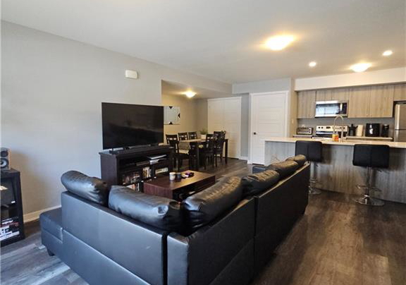 1331-countrystone-drive-waterloo-ontario-40824164