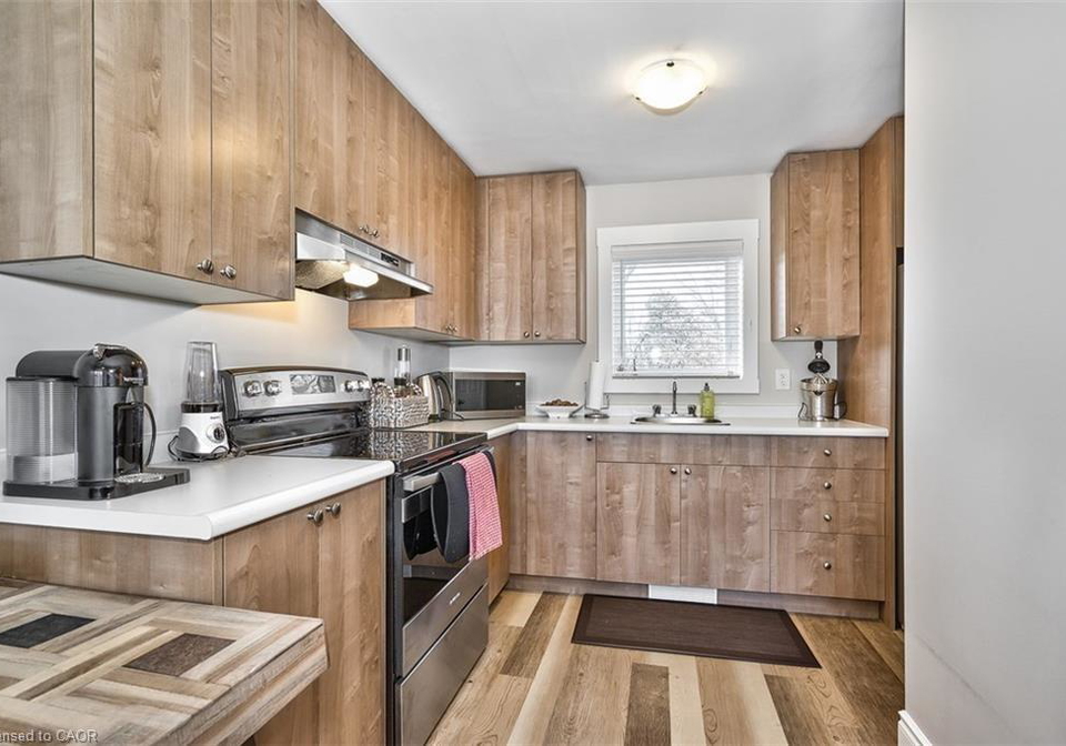 144-ottawa-street-s-hamilton-ontario-40824194