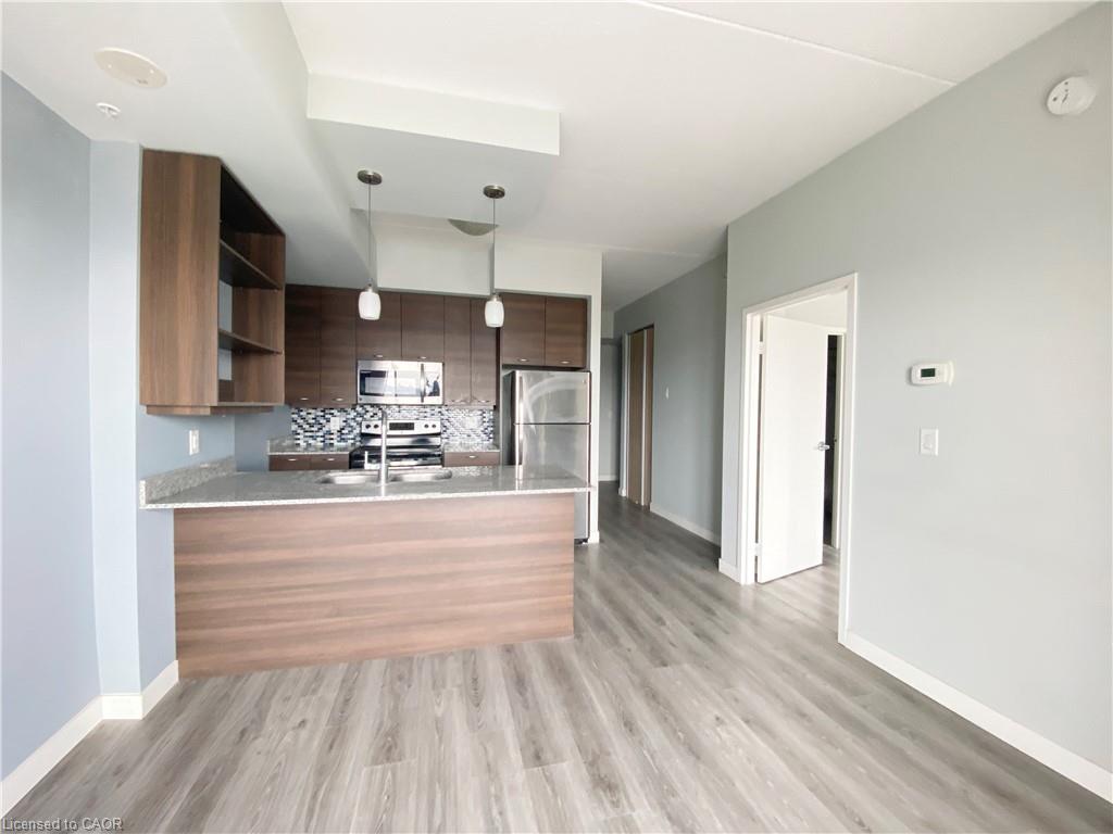 318-spruce-street-waterloo-ontario-40824203