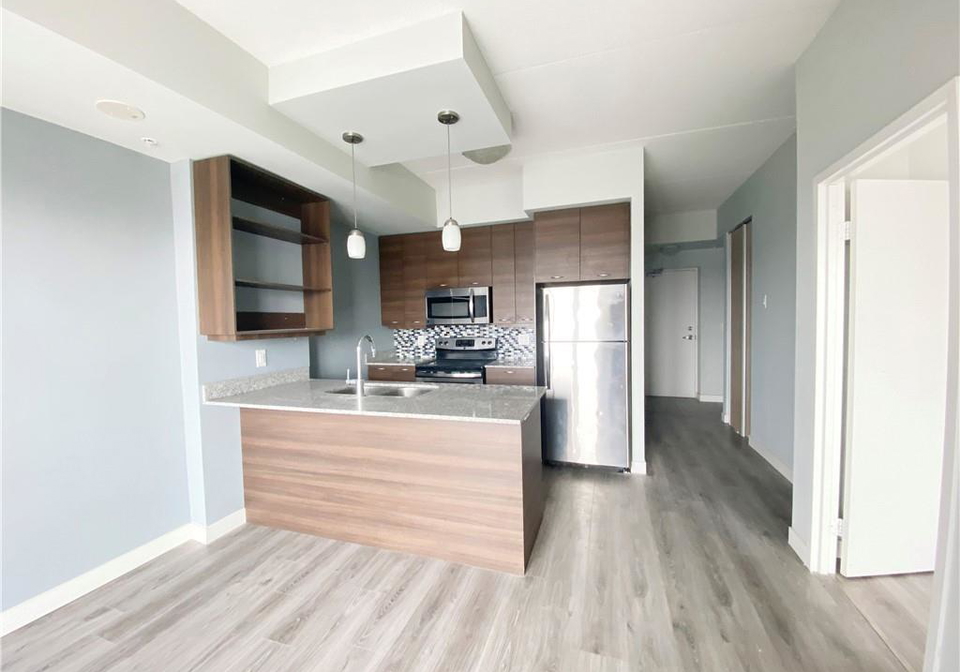 318-spruce-street-waterloo-ontario-40824203